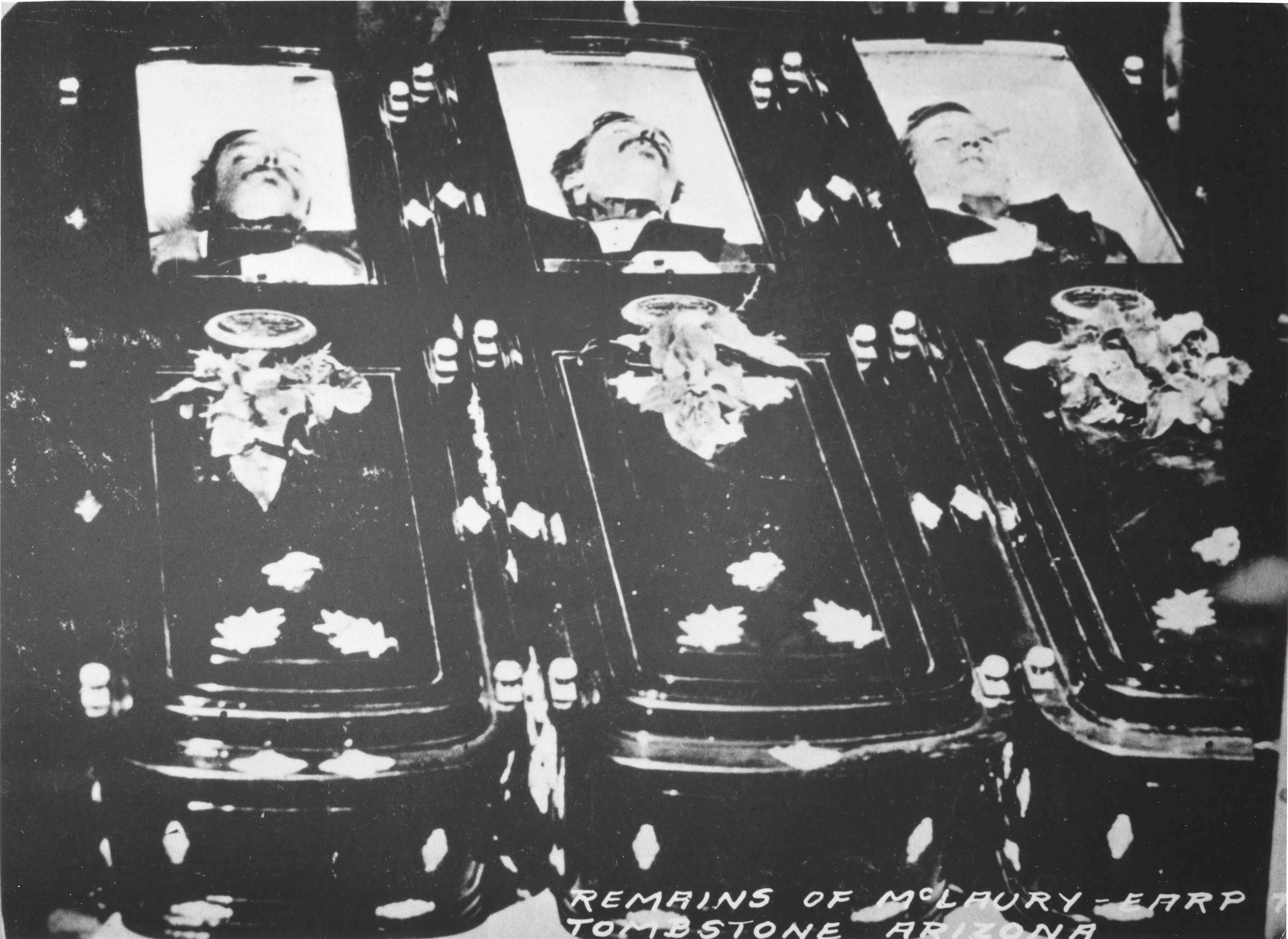 Funeral after the gunfight